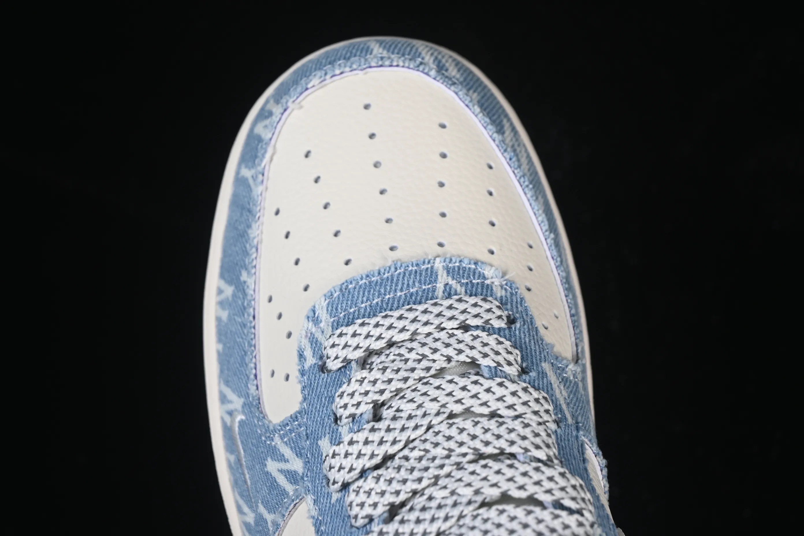 All categories Nk Air Force 1 Air Force series Nk Air Force 1 Low Air Force low-top Nike Air Force 1'07 Low light blue denim Air Force 1 low-top casual sneakers XY2025-002